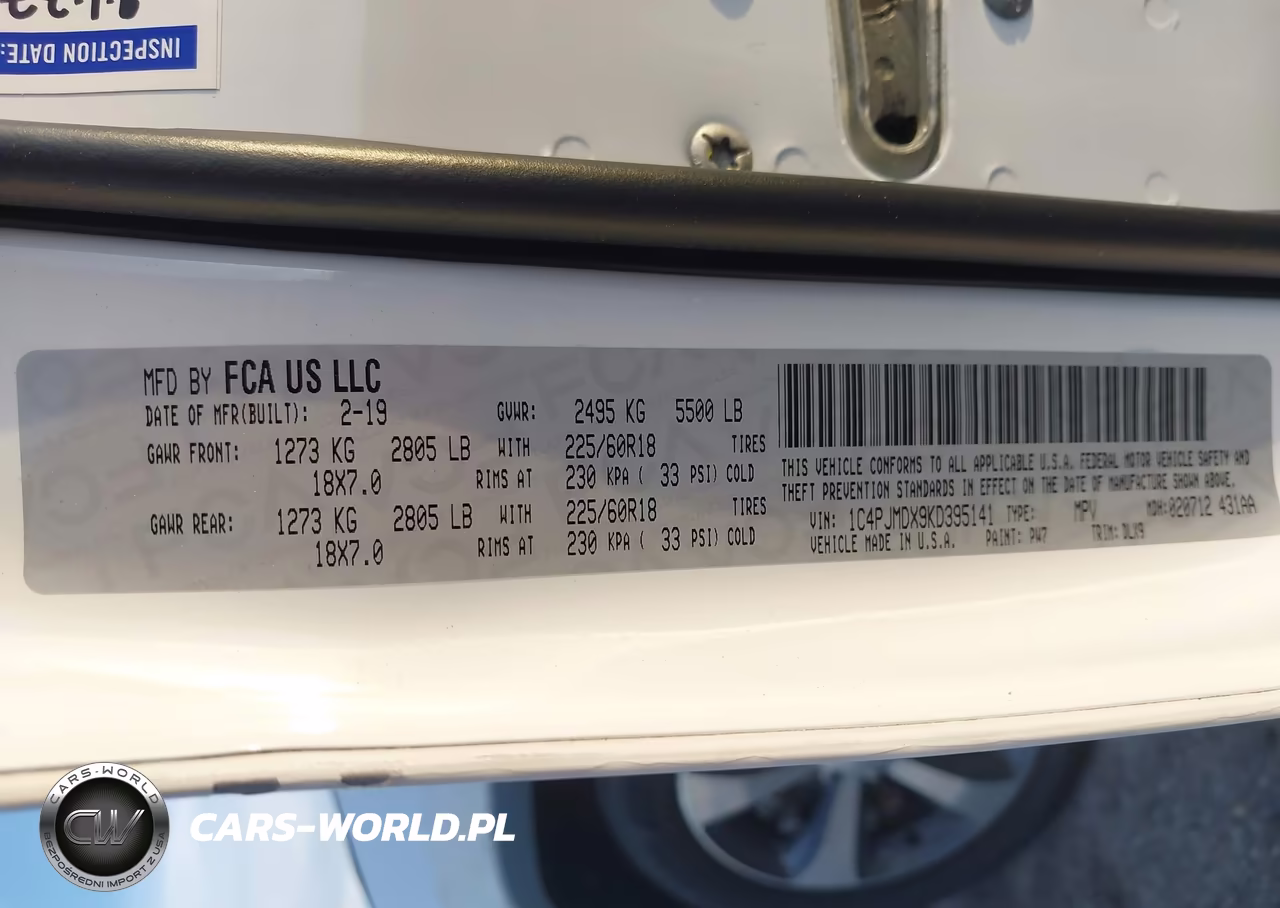 2019 Jeep Cherokee Limited 4X4 VIN:1C4PJMDX9KD395141 - 9