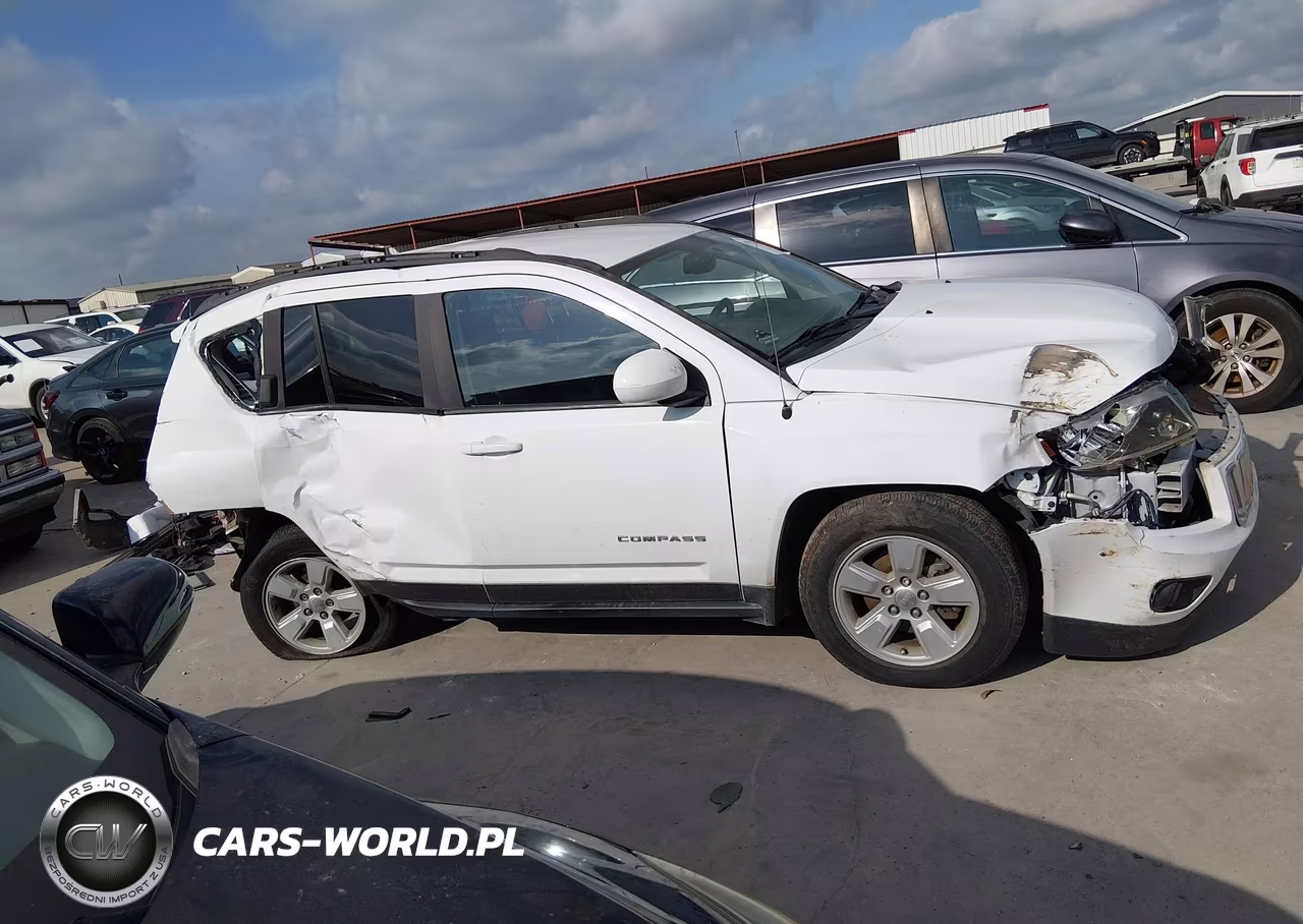 2017 Jeep Compass Latitude VIN:1C4NJCEA3HD116044 - 14
