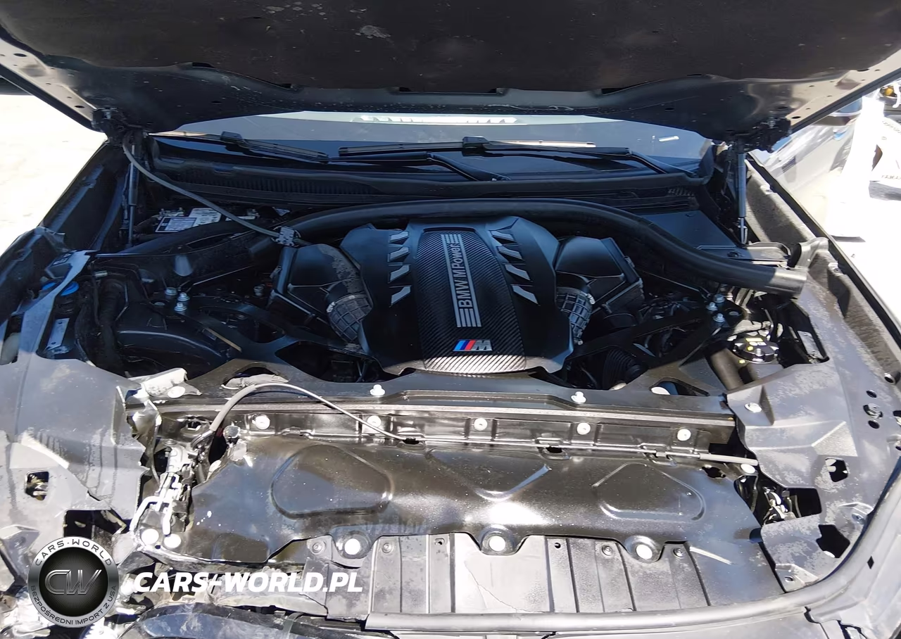 2022 BMW X6 M VIN:5YMCY0C05N9K70885 - 10