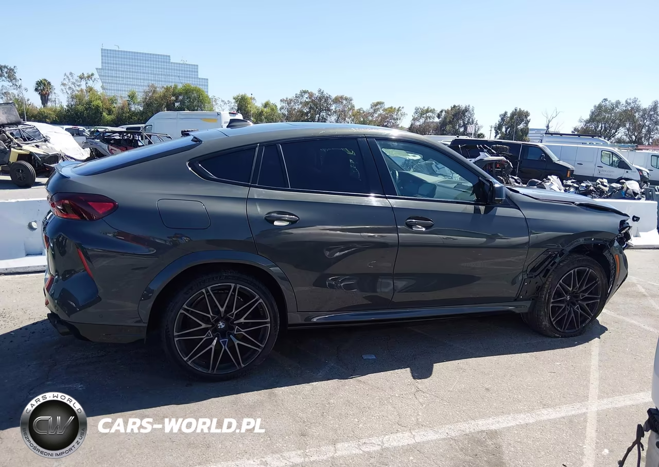 2022 BMW X6 M VIN:5YMCY0C05N9K70885 - 13