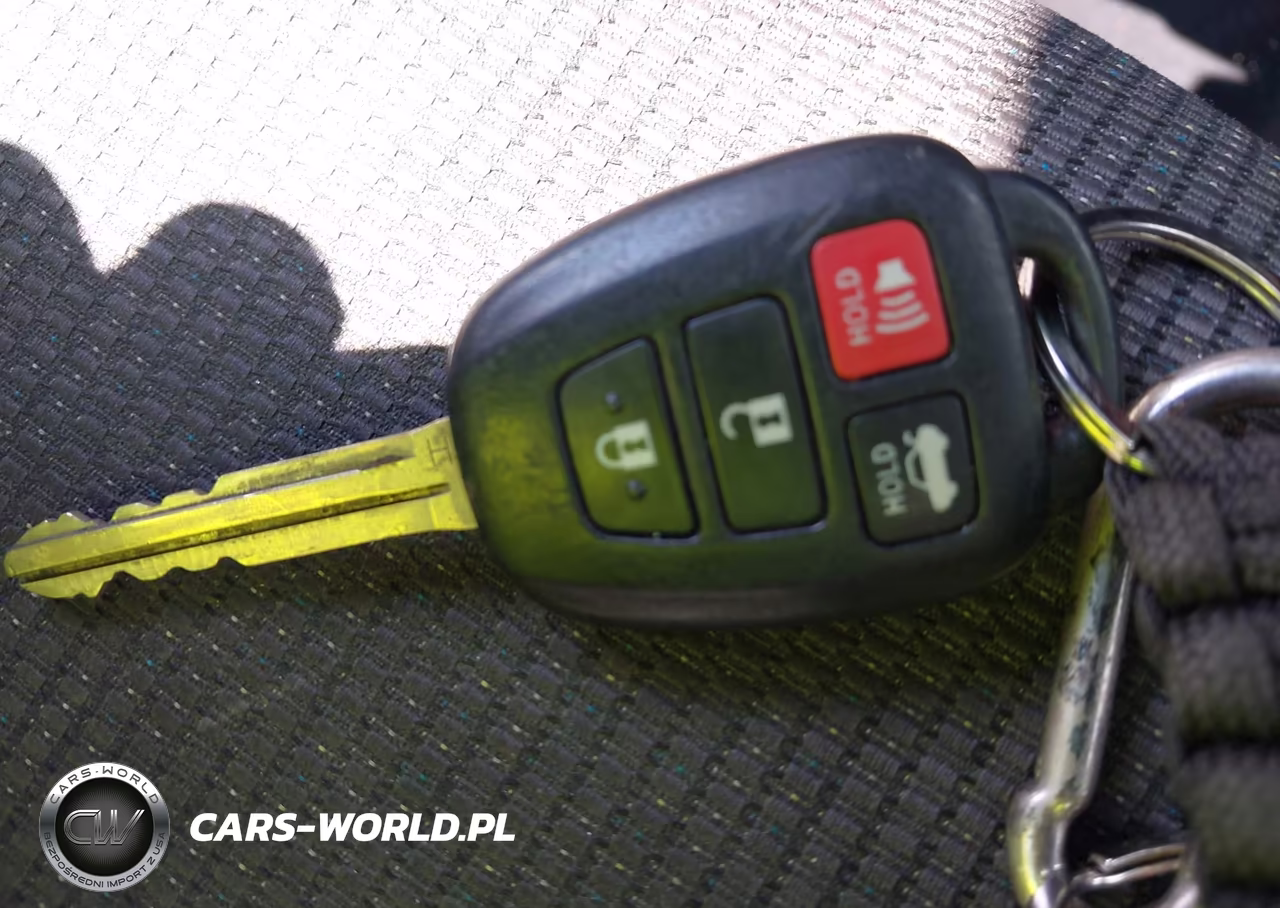 2015 Toyota Corolla S Plus VIN:2T1BURHE0FC366914 - 11