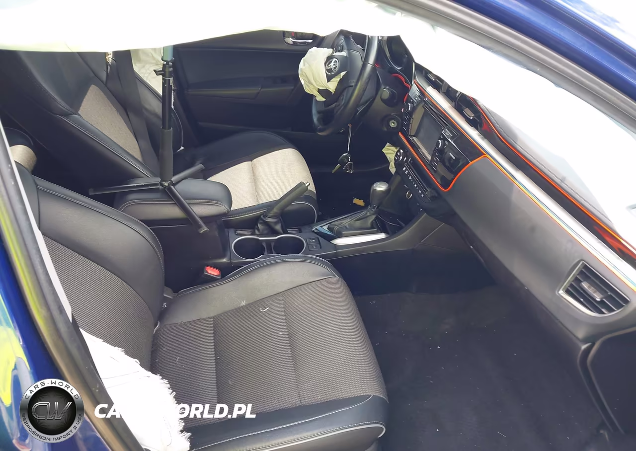 2015 Toyota Corolla S Plus VIN:2T1BURHE0FC366914 - 5