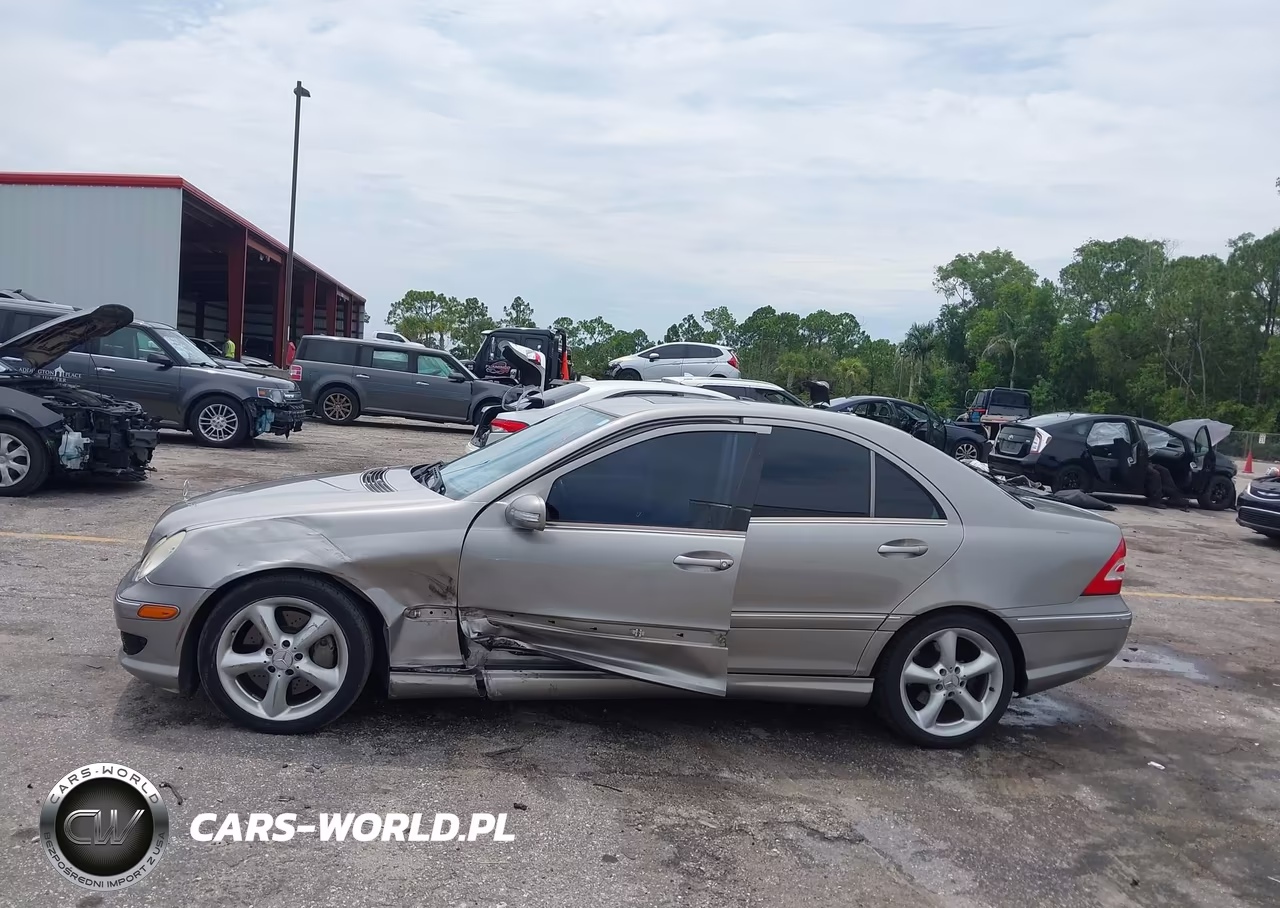 2005 Mercedes-Benz C 230 Kompressor Sport VIN:WDBRF40J25F603315 - 14