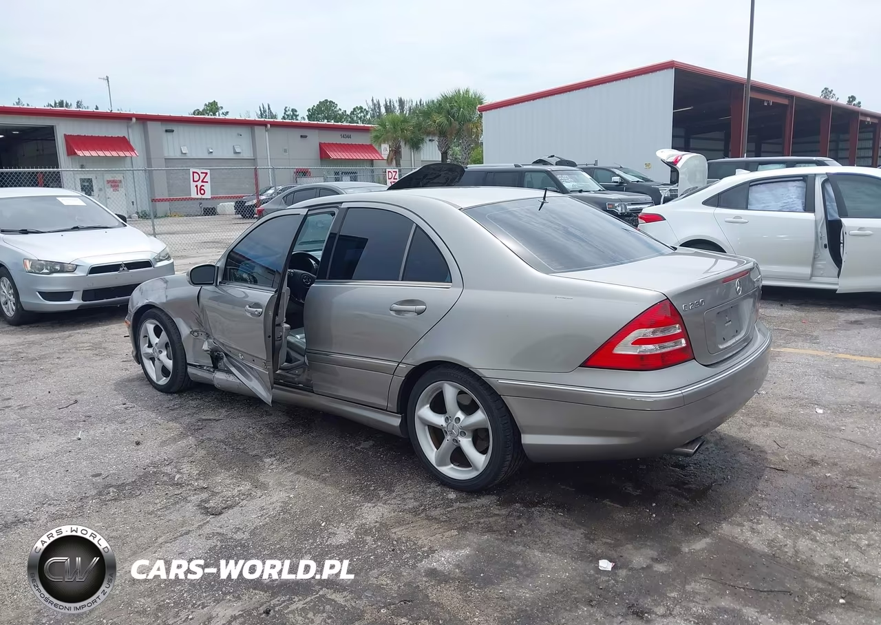 2005 Mercedes-Benz C 230 Kompressor Sport VIN:WDBRF40J25F603315 - 3