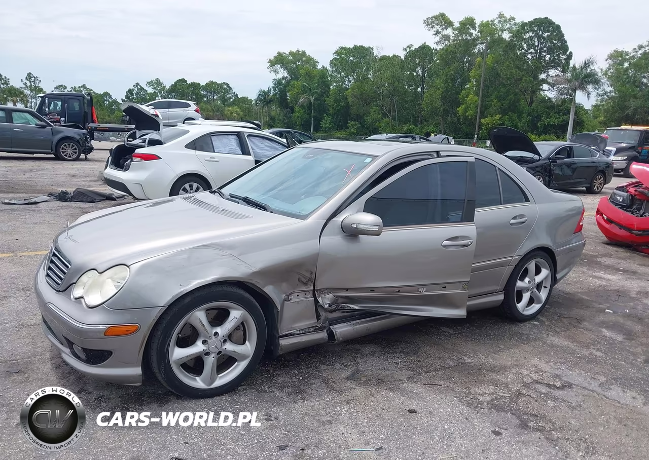 2005 Mercedes-Benz C 230 Kompressor Sport VIN:WDBRF40J25F603315 - 6
