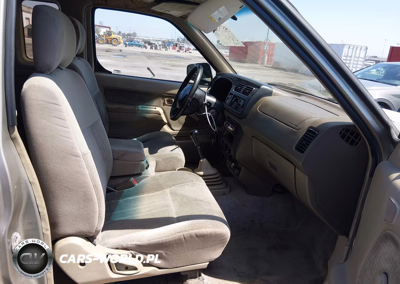 2000 Nissan Frontier Xe VIN:1N6DD26S7YC325682 - 5