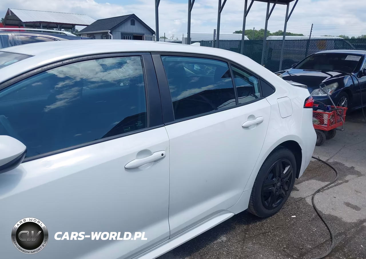 2021 Toyota Corolla Le VIN:5YFEPMAE8MP247992 - 17