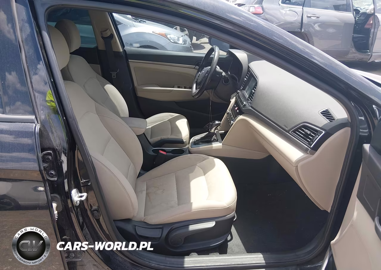 2017 Hyundai Elantra Value Edition VIN:5NPD84LF6HH187373 - 5
