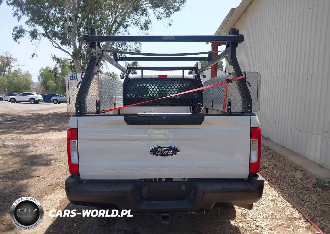 2018 Ford F-250 Xl VIN:1FT7X2A69JEC68929 - 17