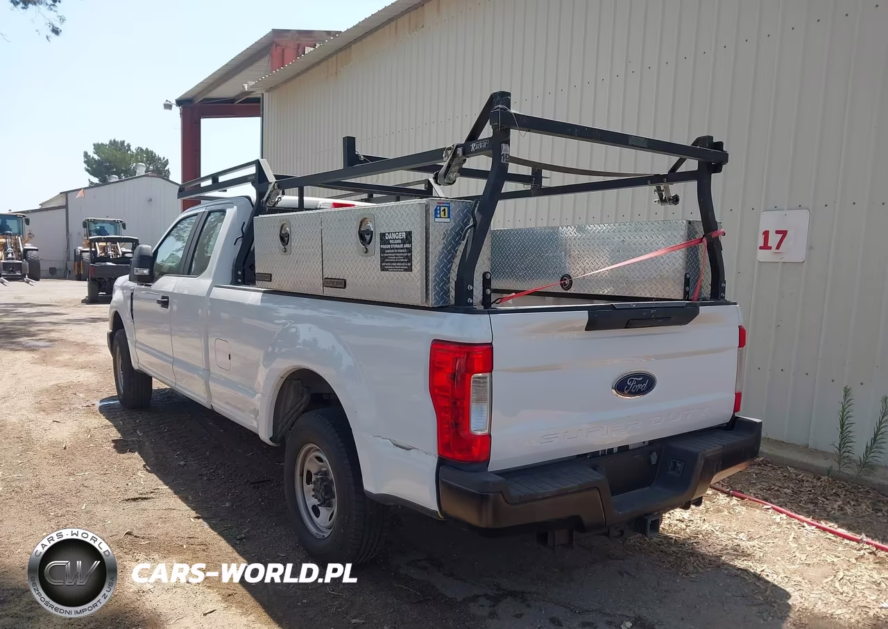 2018 Ford F-250 Xl VIN:1FT7X2A69JEC68929 - 3