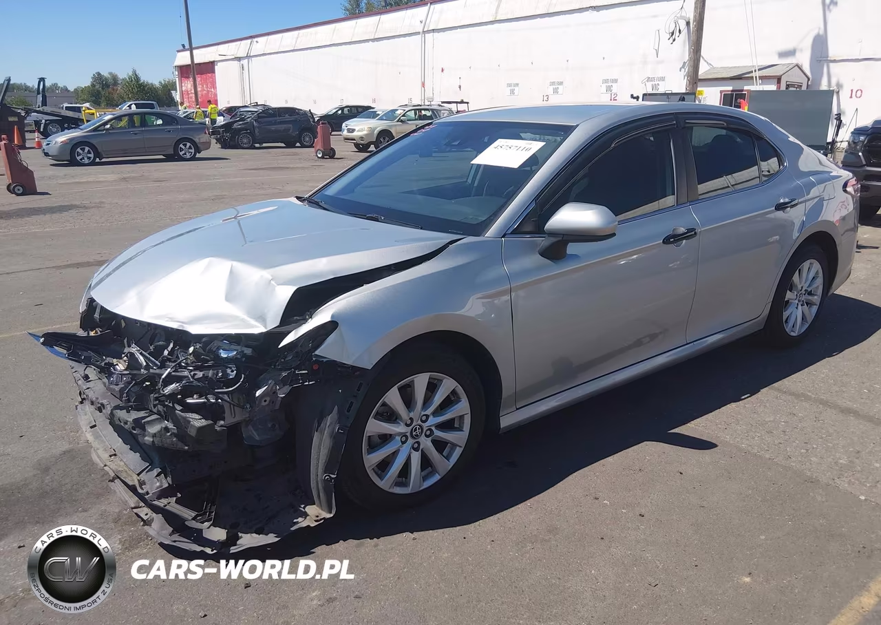 2020 Toyota Camry Le VIN:4T1C11AK9LU339722 - 2