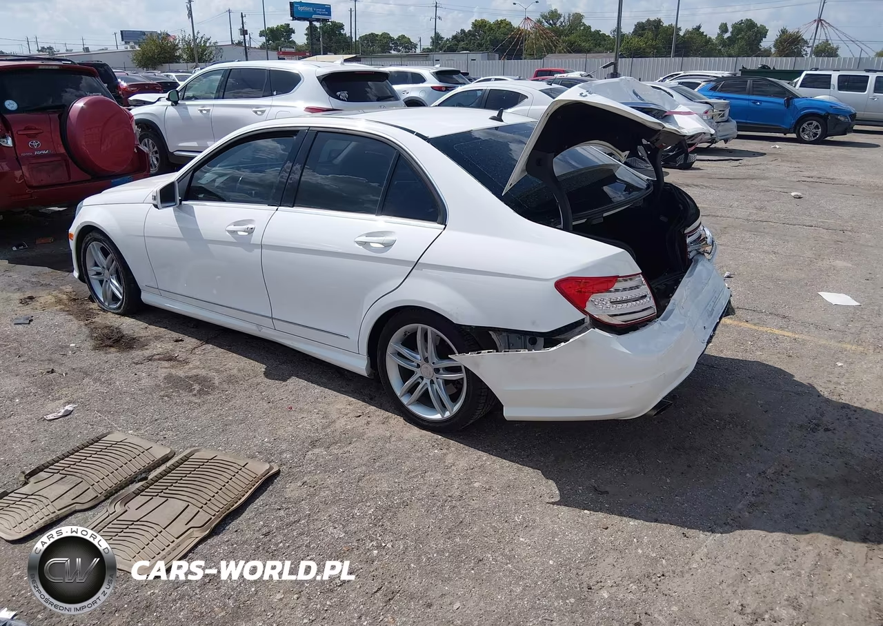 2014 Mercedes-Benz C 250 Sport VIN:WDDGF4HB8EA950978 - 3