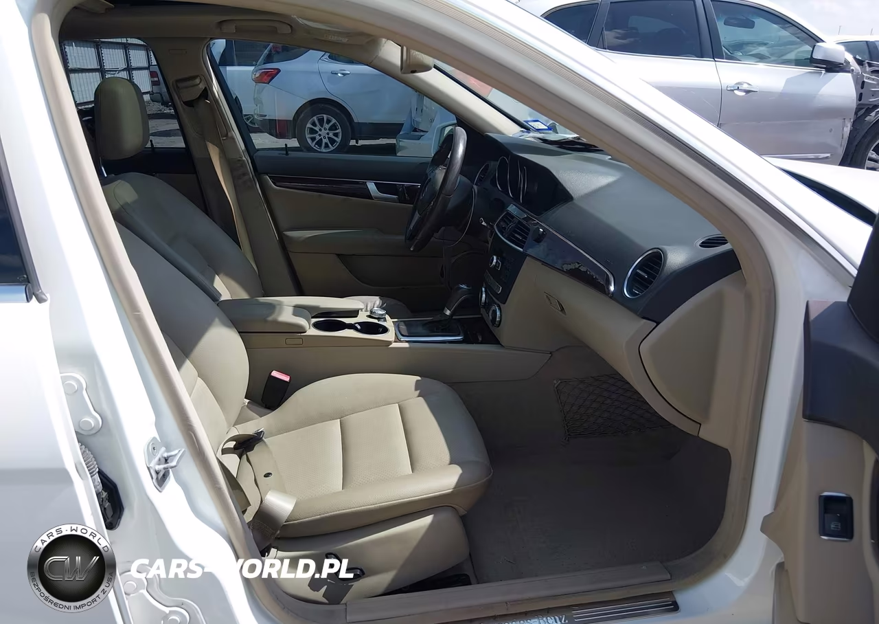 2014 Mercedes-Benz C 250 Sport VIN:WDDGF4HB8EA950978 - 5