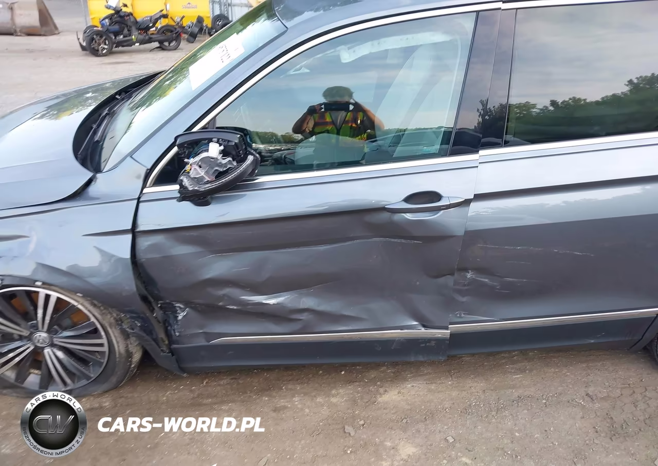 2018 Volkswagen Tiguan 2.0T Se-2.0T Sel VIN:3VV2B7AX5JM120593 - 17