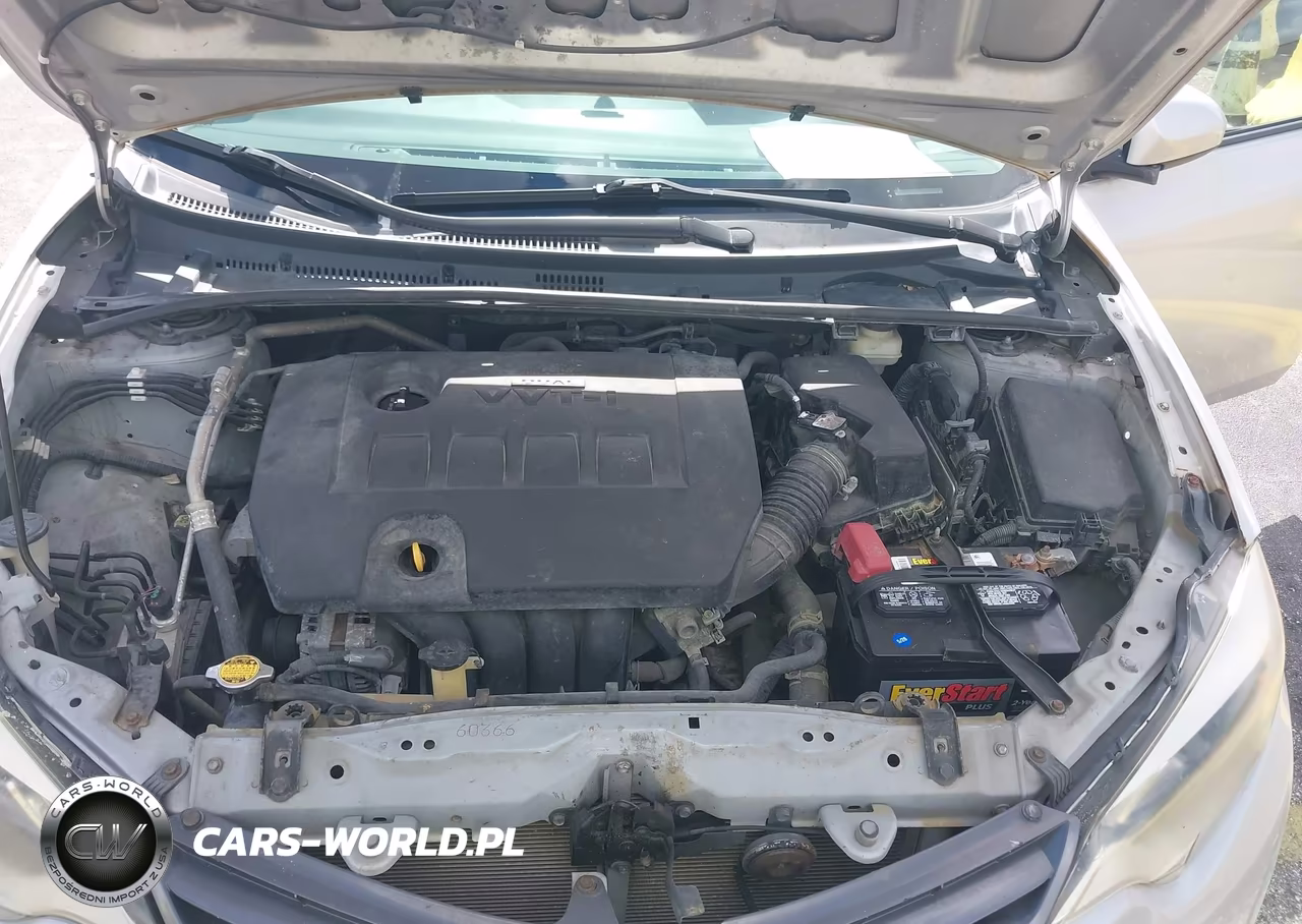 2015 Toyota Corolla Le VIN:2T1BURHE8FC229719 - 10