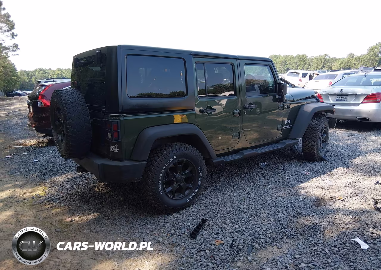 2008 Jeep Wrangler Unlimited X VIN:1J4GA39168L548663 - 4