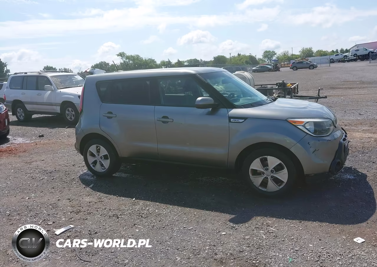 2015 Kia Soul VIN:KNDJN2A23F7224851 - 13