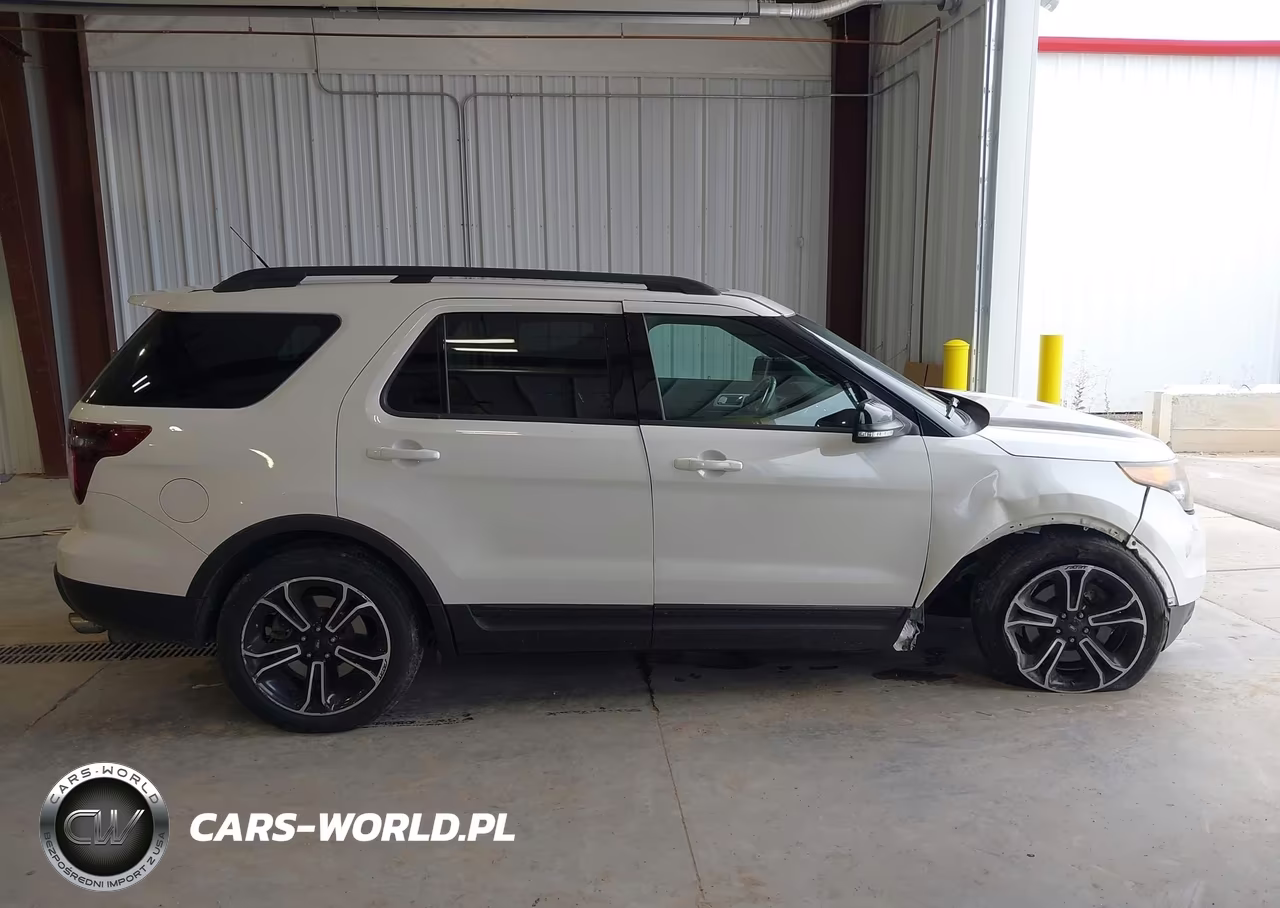 2015 Ford Explorer Sport VIN:1FM5K8GT5FGC64227 - 14