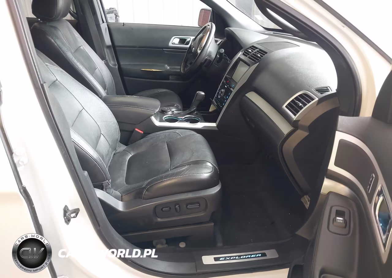 2015 Ford Explorer Sport VIN:1FM5K8GT5FGC64227 - 5