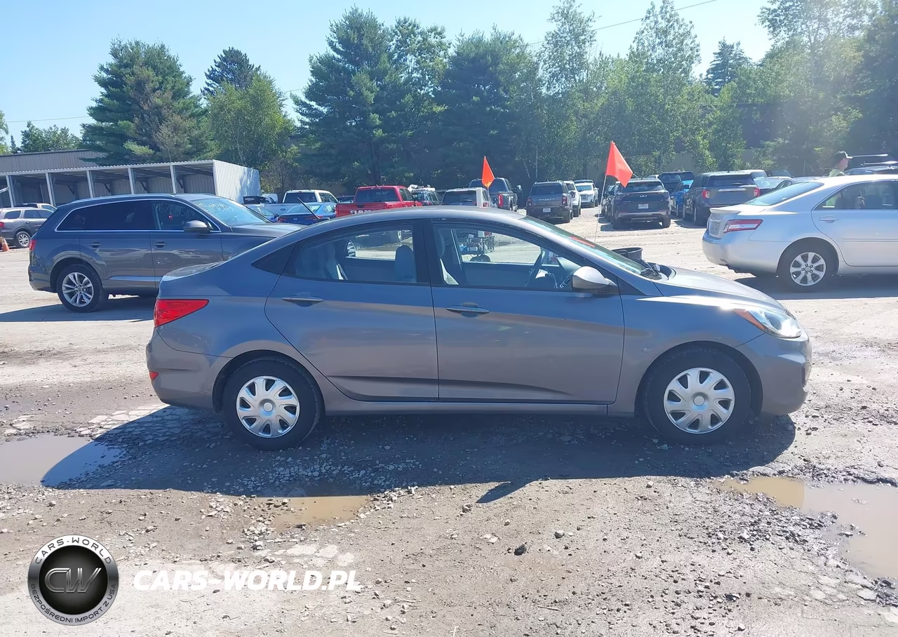2013 Hyundai Accent Gls VIN:KMHCT4AE9DU505003 - 13