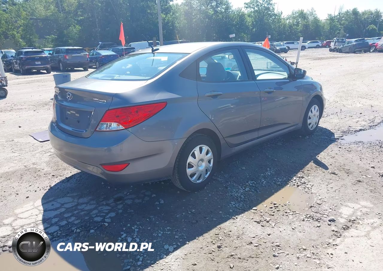 2013 Hyundai Accent Gls VIN:KMHCT4AE9DU505003 - 4