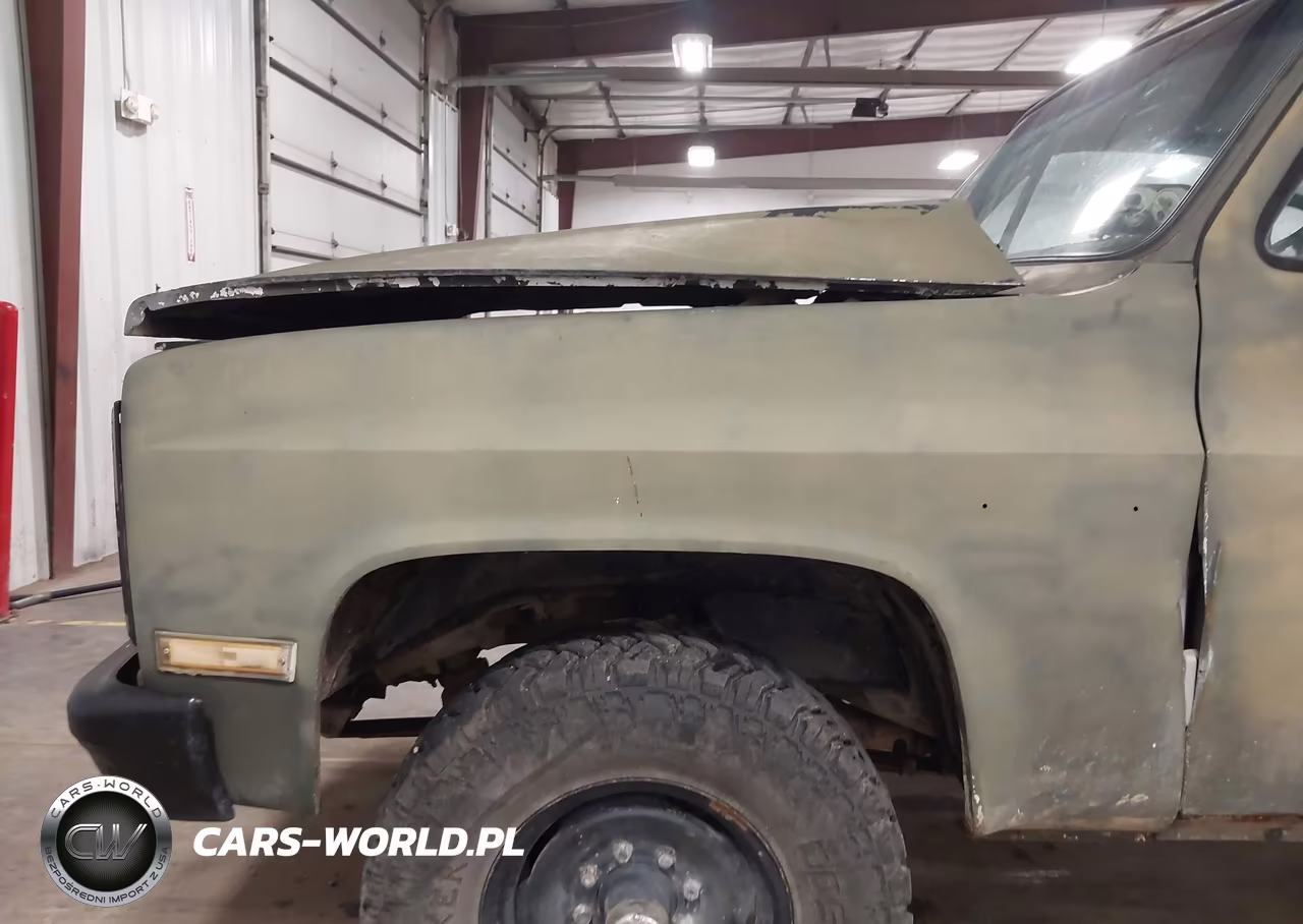 1983 Chevrolet Suburban K2 VIN:1G8GK26M5DF162072 - 19
