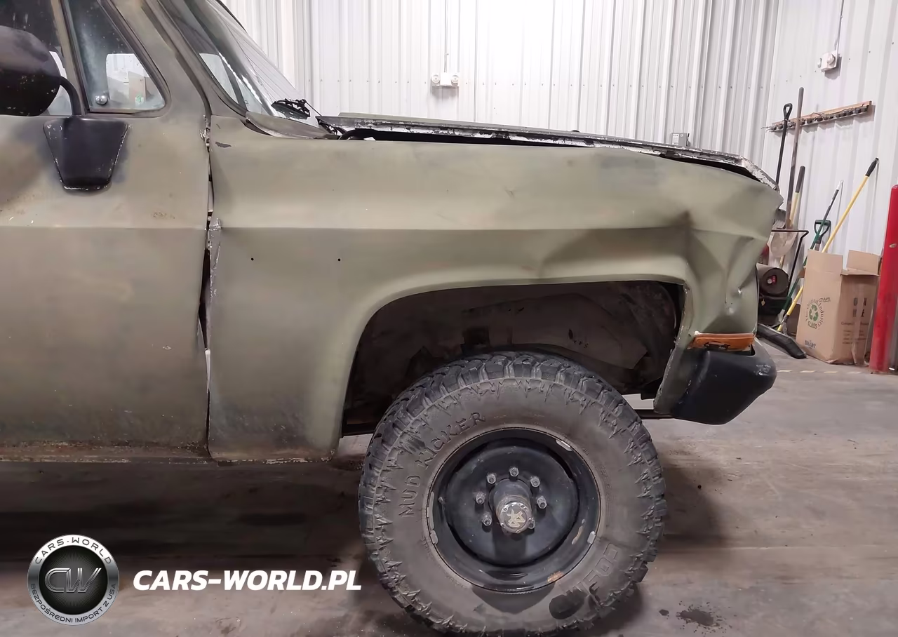 1983 Chevrolet Suburban K2 VIN:1G8GK26M5DF162072 - 21