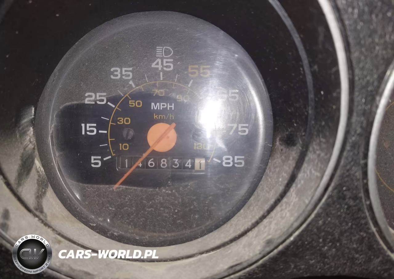 1983 Chevrolet Suburban K2 VIN:1G8GK26M5DF162072 - 7