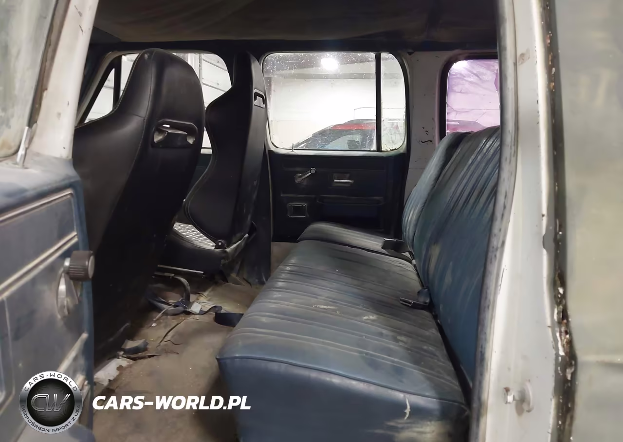 1983 Chevrolet Suburban K2 VIN:1G8GK26M5DF162072 - 8