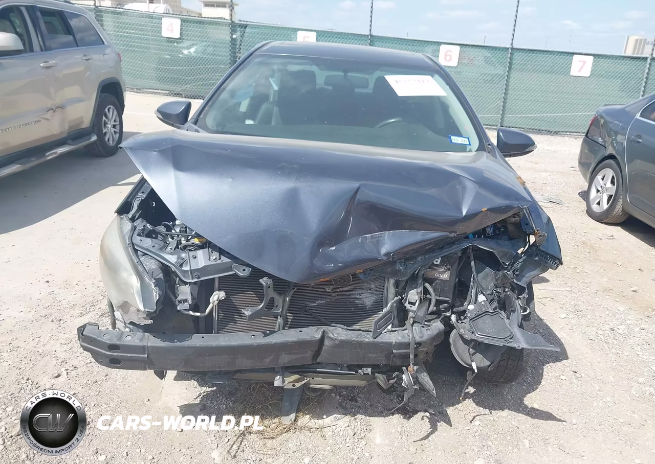 2016 Toyota Corolla S Plus VIN:2T1BURHE4GC621629 - 13