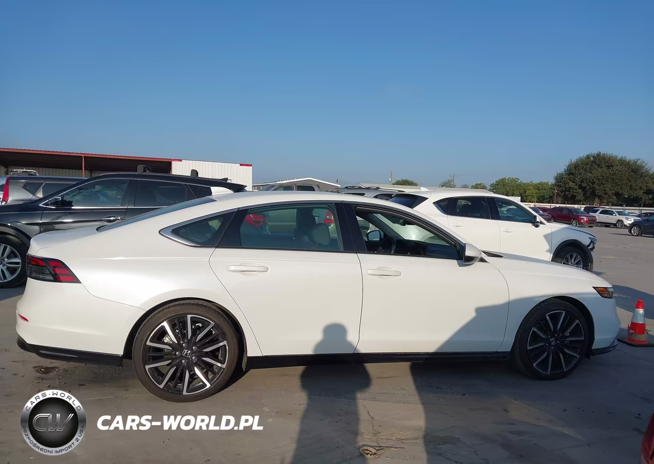 2025 Honda Accord Hybrid Touring VIN:1HGCY2F84SA094414 - 13