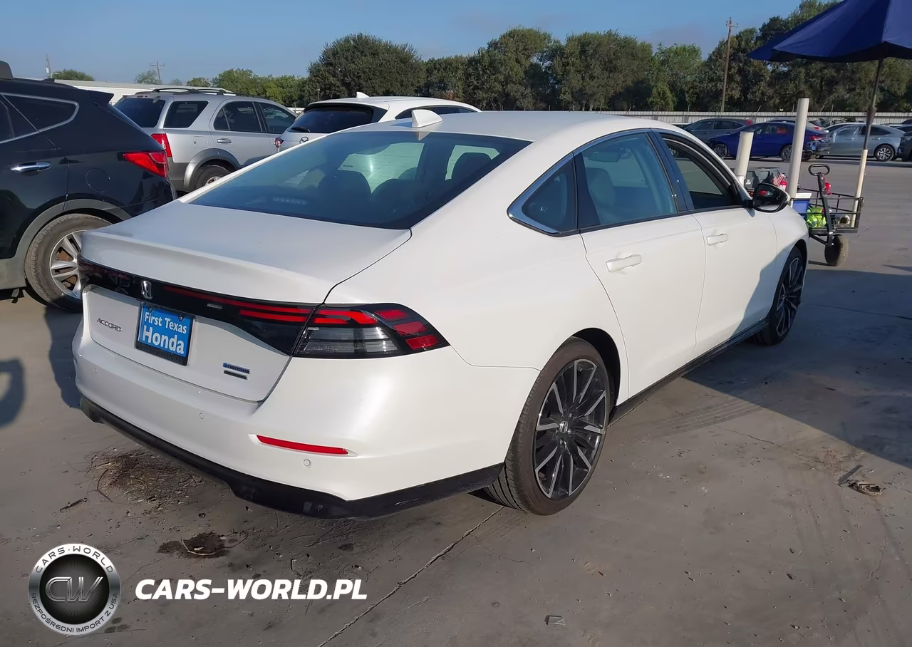 2025 Honda Accord Hybrid Touring VIN:1HGCY2F84SA094414 - 4