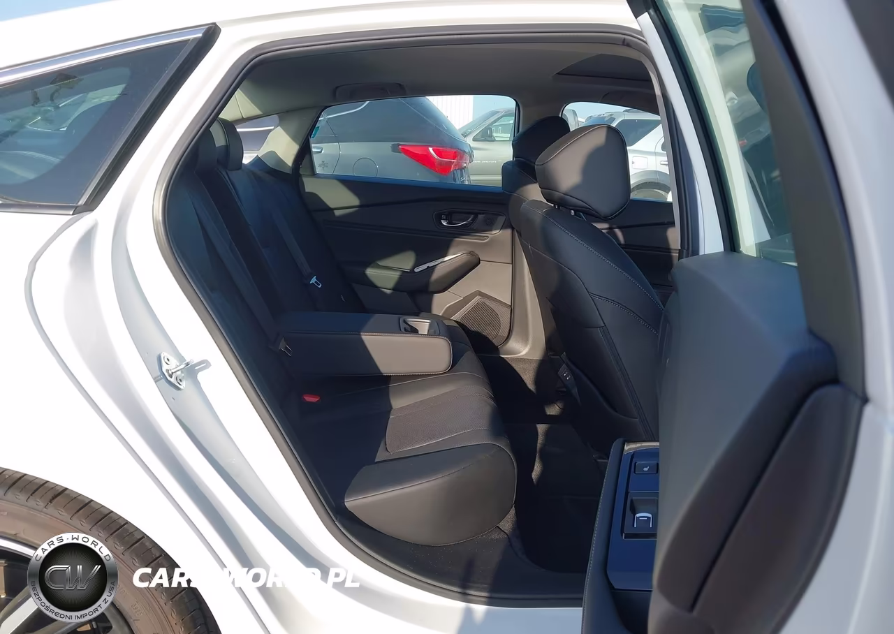 2025 Honda Accord Hybrid Touring VIN:1HGCY2F84SA094414 - 8