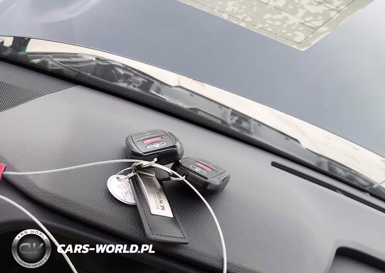 2026 Toyota Grand Highlander Hybrid Limited VIN:5TDACAB54TS110755 - 11