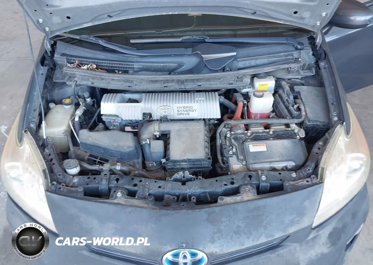 2015 Toyota Prius Two VIN:JTDKN3DU2F0455305 - 10