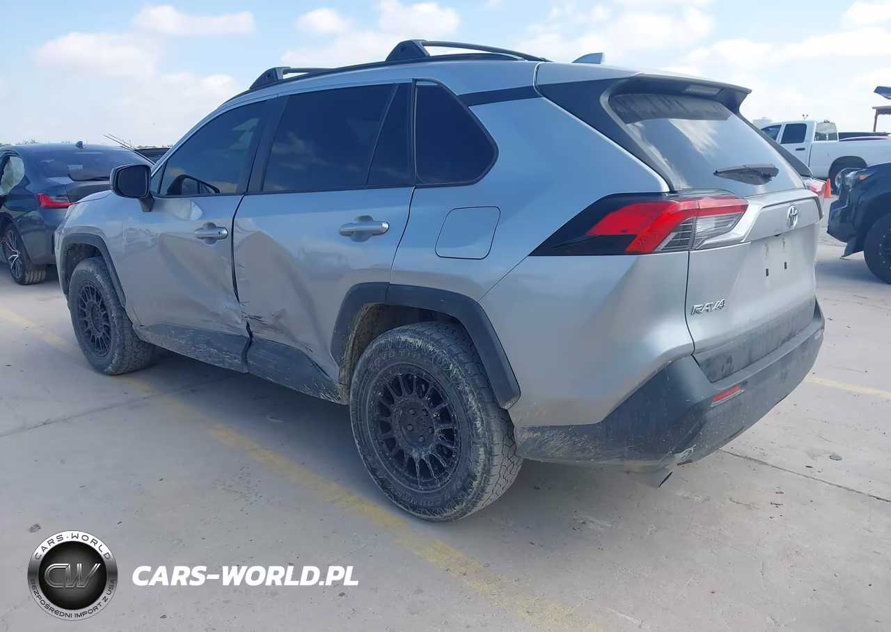 2019 Toyota Rav4 Le VIN:JTMH1RFV7KJ006446 - 3