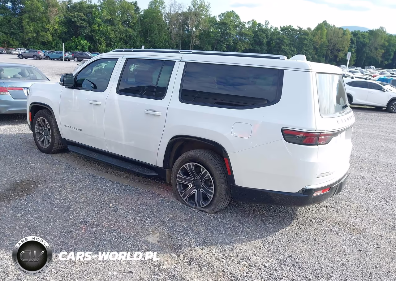 2023 Jeep Wagoneer L Series Ii 4X4 VIN:1C4SJSBP3PS542509 - 3