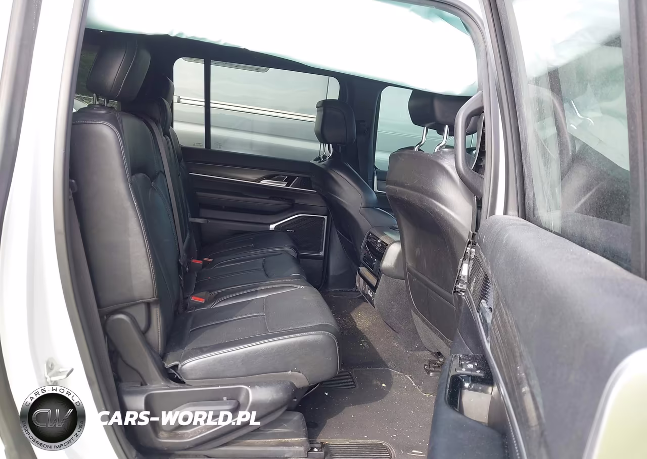 2023 Jeep Wagoneer L Series Ii 4X4 VIN:1C4SJSBP3PS542509 - 8