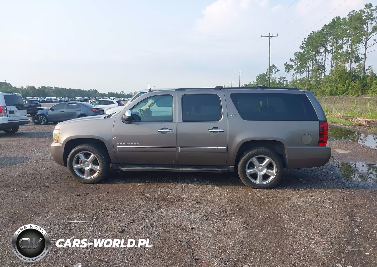 2011 Chevrolet Suburban Ltz VIN:1GNSKKE39BR373352 - 14