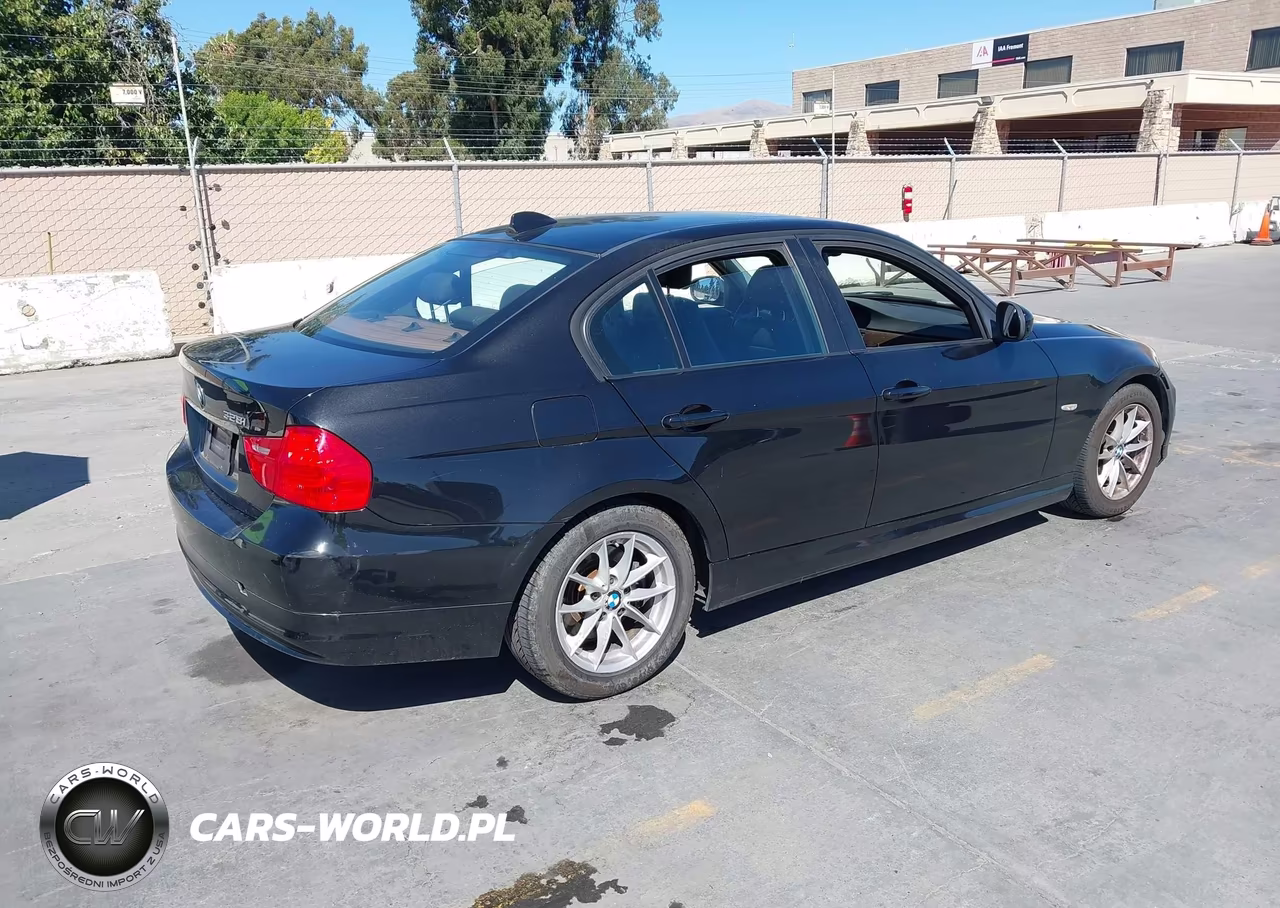 2010 BMW 328I VIN:WBAPH5G58ANM36523 - 4
