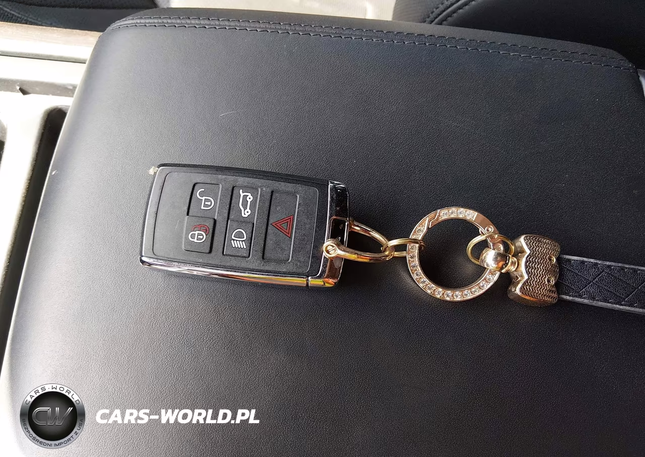 2022 Land Rover Defender 110 X-Dynamic Hse VIN:SALE37RU1N2066847 - 11