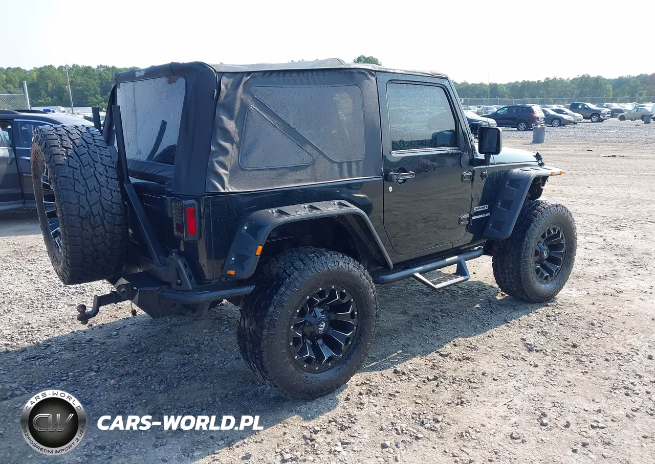 2012 Jeep Wrangler Sport VIN:1C4AJWAG7CL193380 - 4