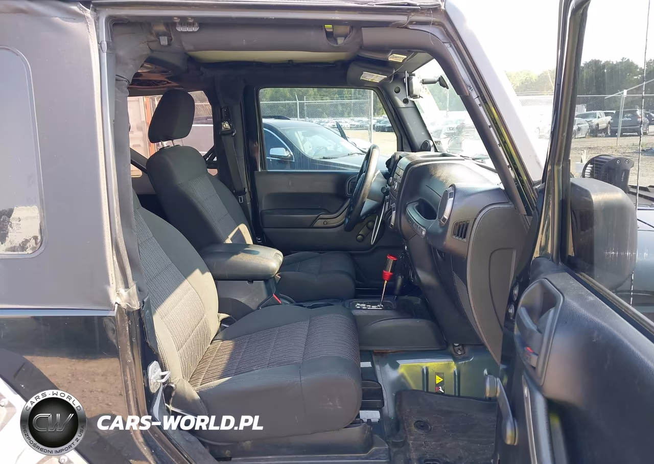 2012 Jeep Wrangler Sport VIN:1C4AJWAG7CL193380 - 5