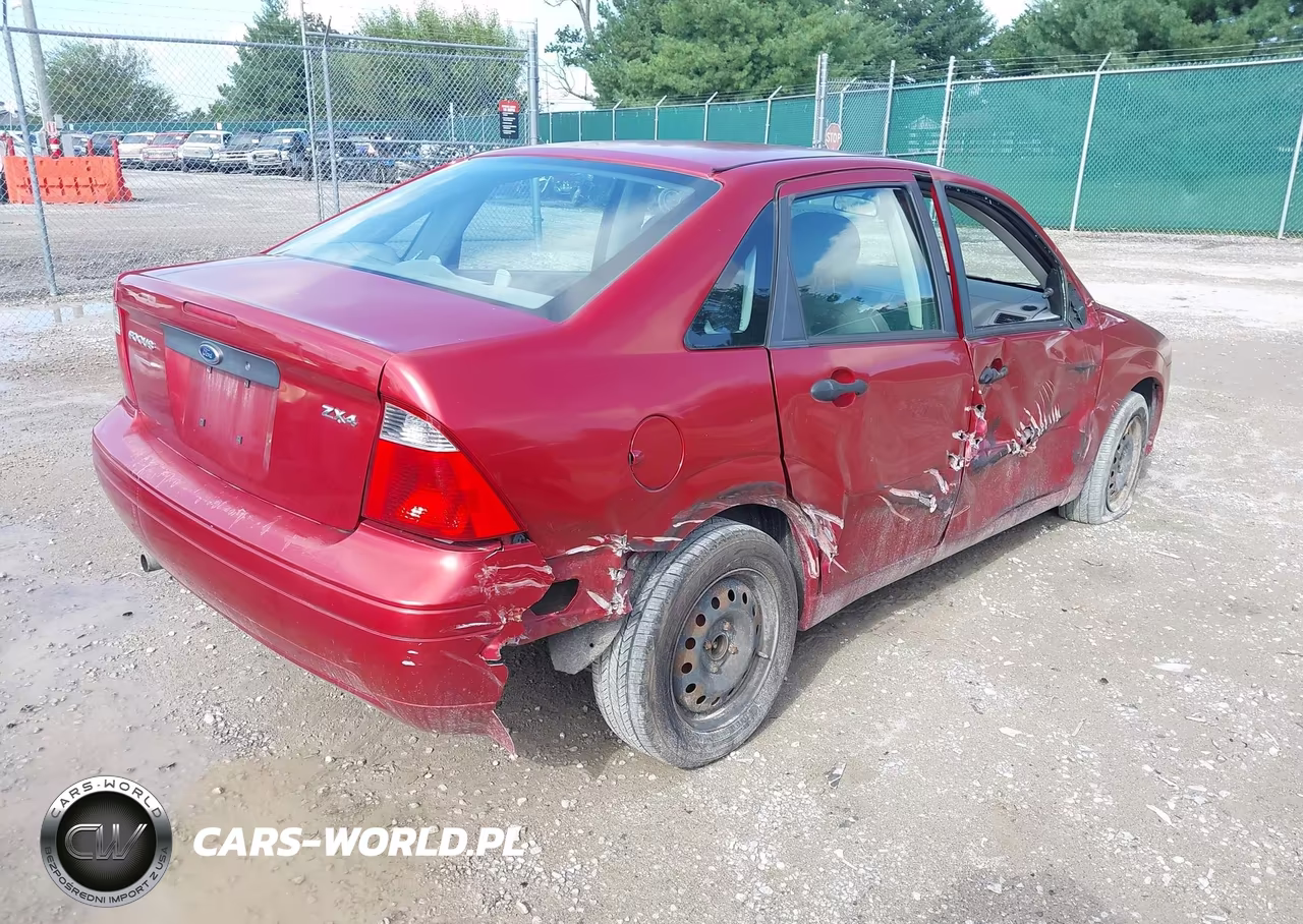 2005 Ford Focus Zx4 VIN:1FAFP34N85W307472 - 4