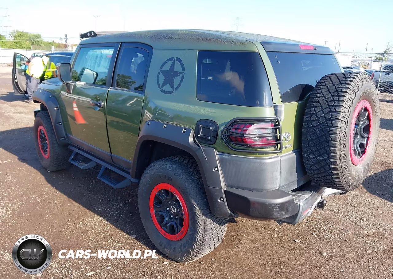 2007 Toyota Fj Cruiser VIN:JTEBU11F270070319 - 3