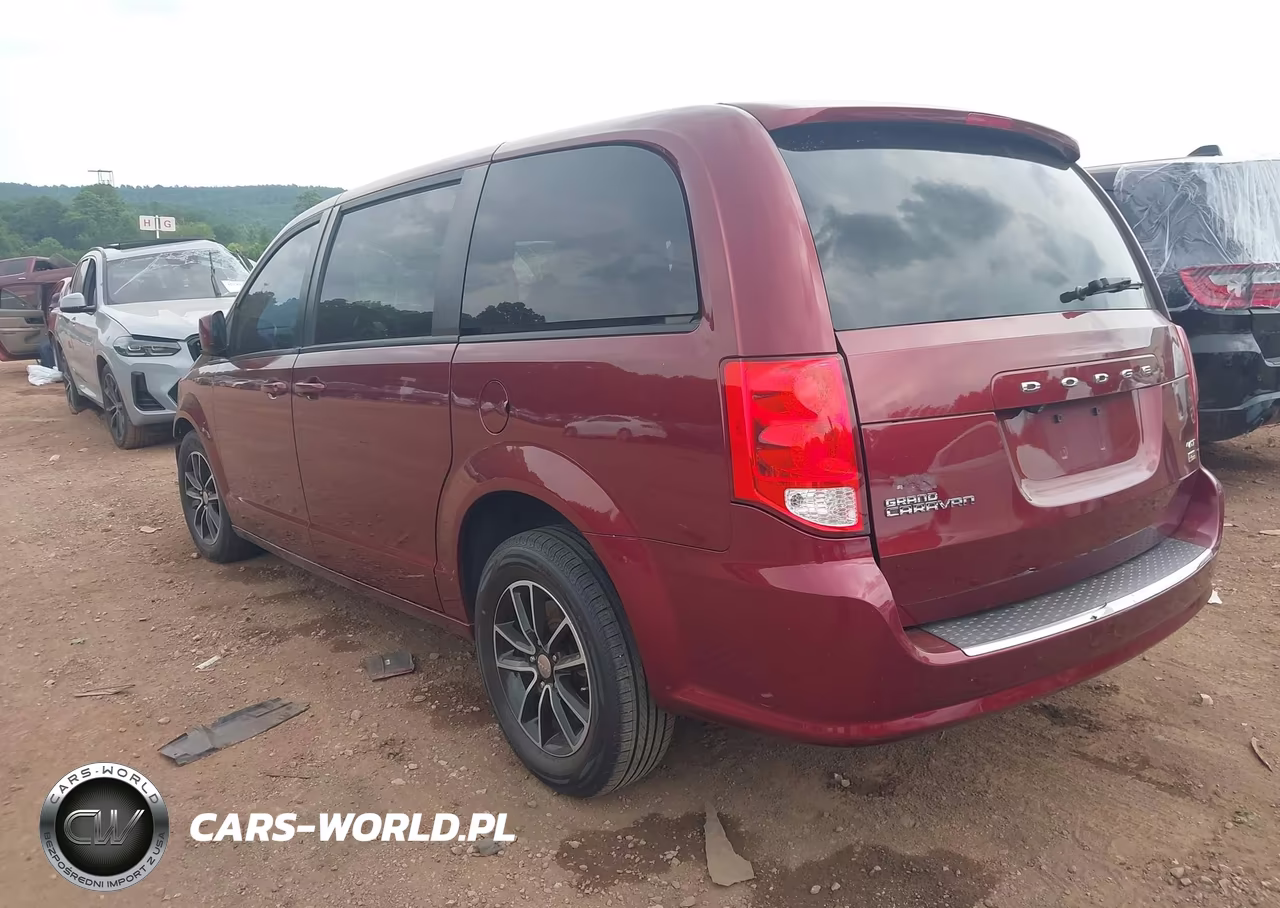 2018 Dodge Grand Caravan Gt VIN:2C4RDGEG4JR196218 - 3