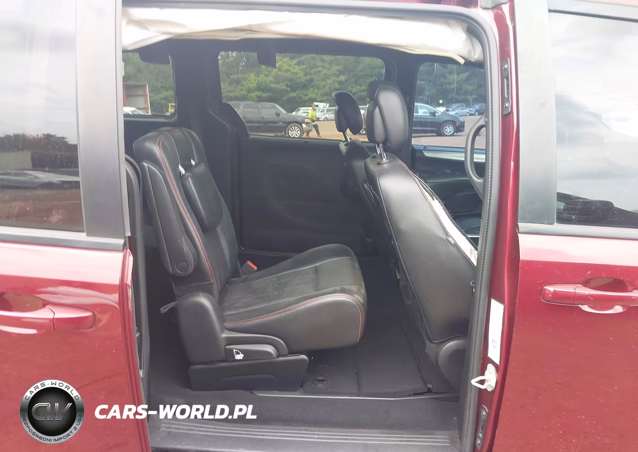 2018 Dodge Grand Caravan Gt VIN:2C4RDGEG4JR196218 - 8