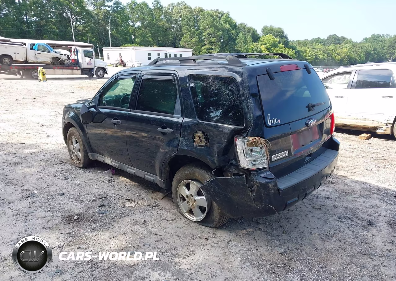 2010 Ford Escape Xlt VIN:1FMCU0D72AKC96021 - 3