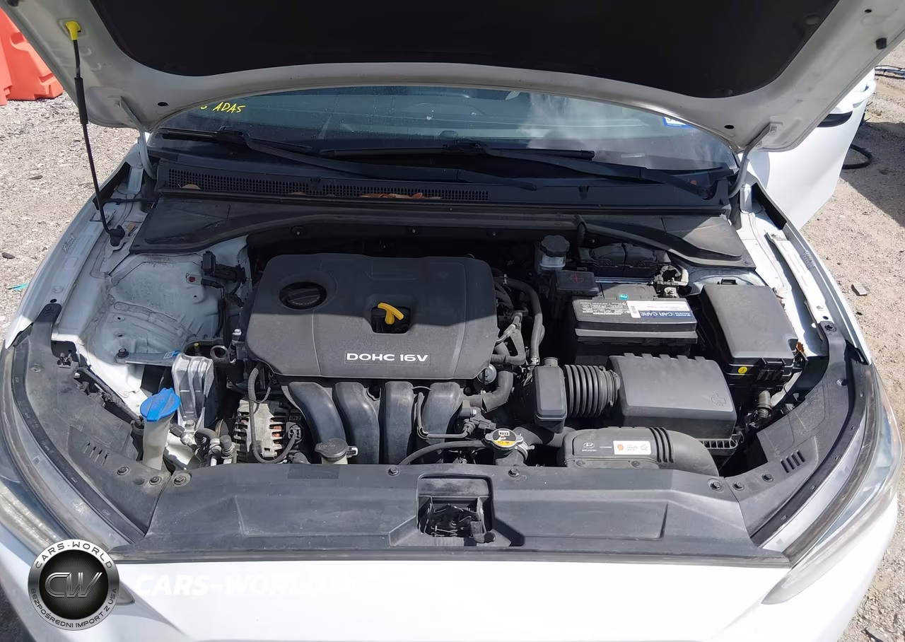 2020 Hyundai Veloster 2.0 VIN:KMHTG6AF0LU026556 - 10
