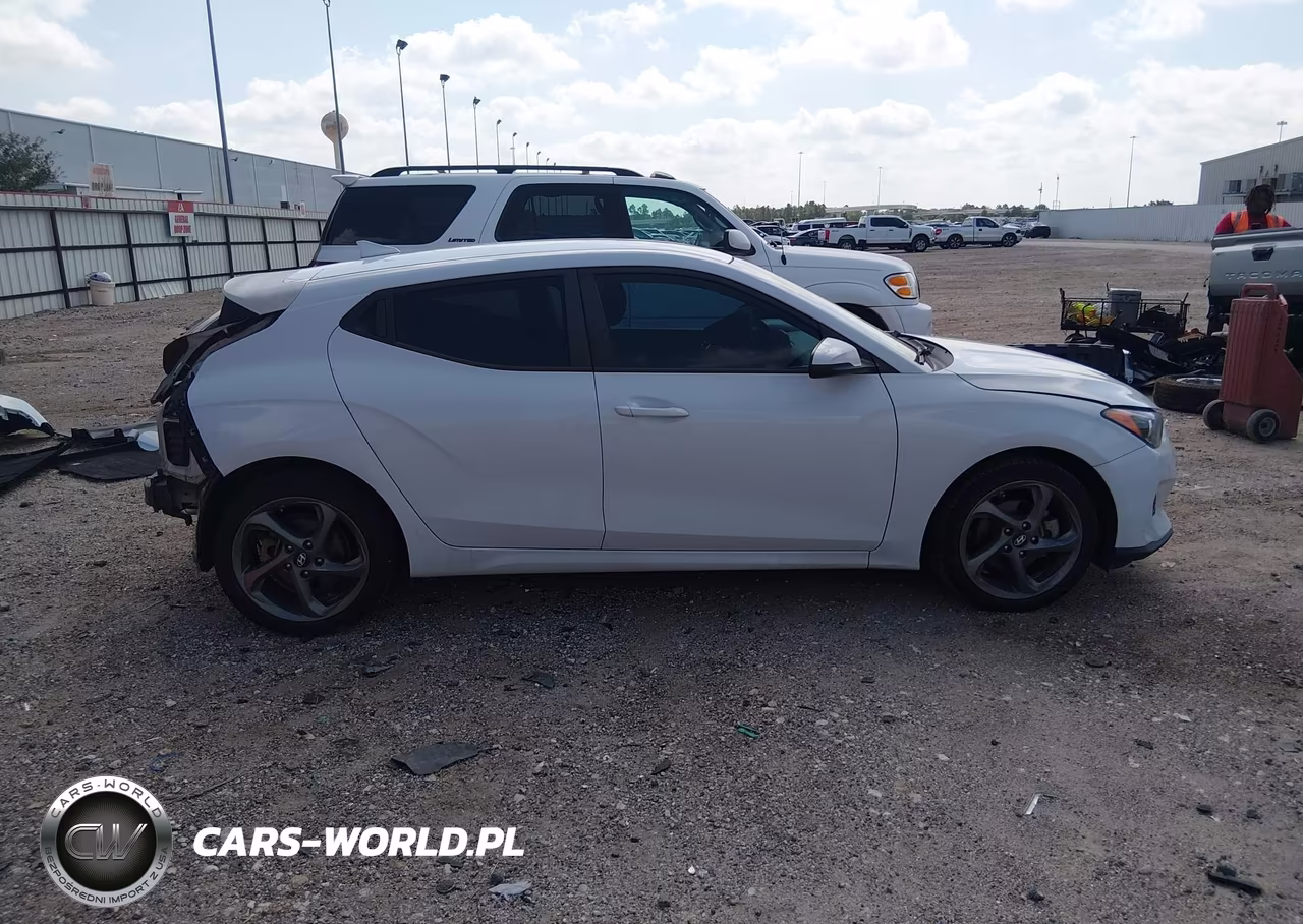 2020 Hyundai Veloster 2.0 VIN:KMHTG6AF0LU026556 - 14